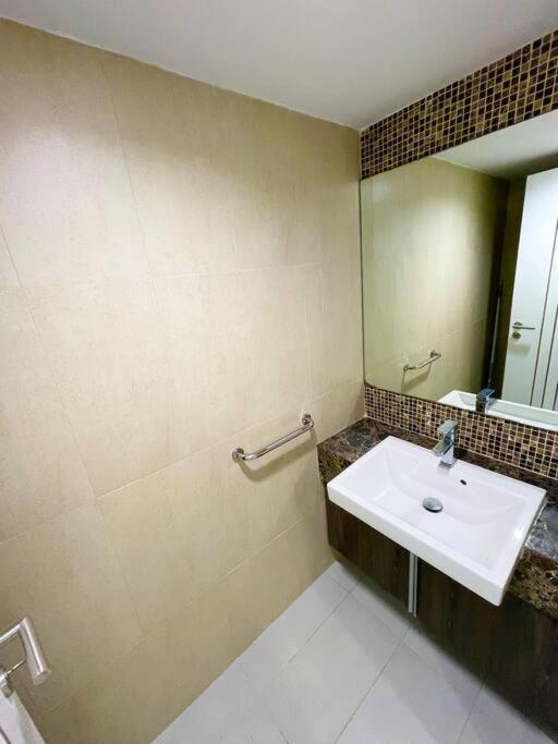 60Sqm Luxury 1 Bed - Pattaya City Centre - Centara Avenue Residences - 704 외부 사진